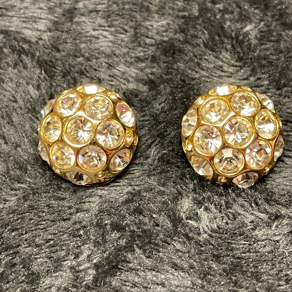 Christian Dior Vintage Clip-On Earrings - Picture 3 of 11